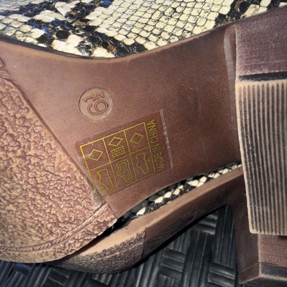 Snakeskin Women's Booties Zip Up Mata 6.5 - Picture 10 of 10